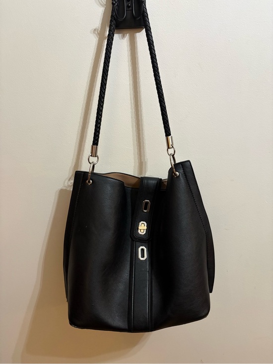 Topshop Handbags - Topshop Black Women's Bucket Shoulder Bag